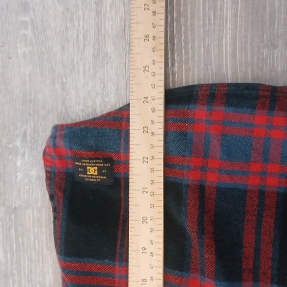 DC Vintage Red and Black Plaid Hoodie  Grunge Skater - Picture 5 of 7